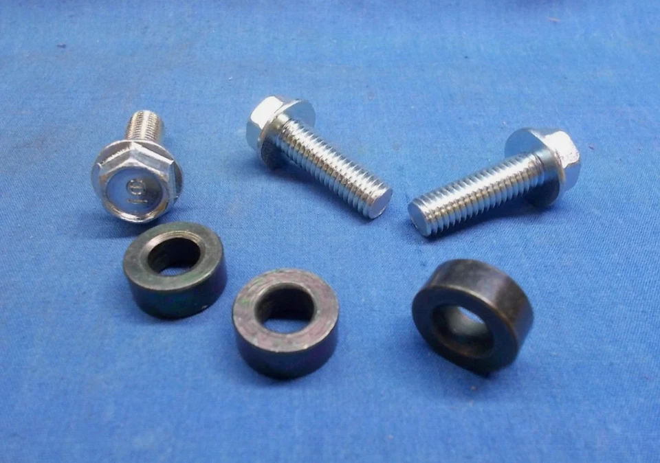 Honda CRF450R 2004 OEM juego de pernos silenciador 18310-GE1-670 Foto 1 de 1