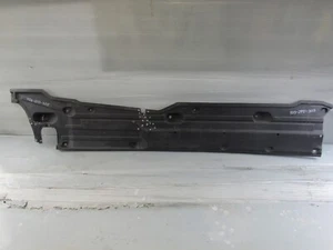 Cubierta inferior derecha O/S original Mercedes Vito W447 A4476800107 REF 503-2PD-305 - Imagen 1 de 13