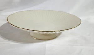 Soporte para pasteles o centro de mesa Lenox en marfil con adorno dorado vintage - Imagen 1 de 10