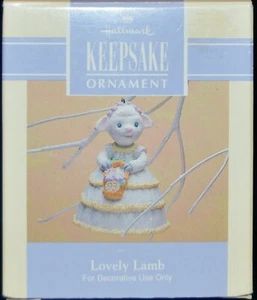 1993 HALLMARK - CORDERO ENCANTADOR - ADORNO DE PASCUA - COMO NUEVO EN CAJA - Imagen 1 de 1
