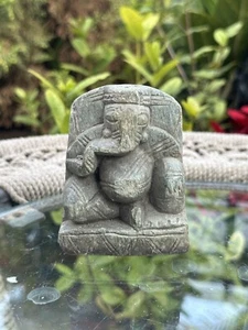 Escultura antigua de piedra gris hecha a mano del dios hindú Ganesha Ji del siglo XIX antigua - Imagen 1 de 7