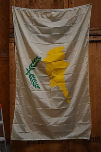 Valley Forge Perma-Nyl 5' x 8' 100% Nylon Flag - CYPRUS - Picture 1 of 3