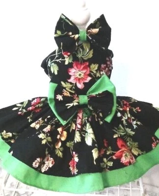 VESTIDO ARNÉS PERRO VERDE FLORIA/LAZO PELO A JUEGO ENVÍO GRATUITO Foto 1 de 4