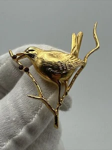 VTG JOAN RIVERS Goldtone Bird on Branch Eating Berries Brooch/Pin #604 - Picture 1 of 6