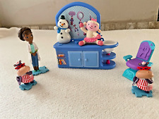 Doc McStuffins Lot 7 Talking Check Up Clinic Chair Doc Hallie Lambie Chilly
