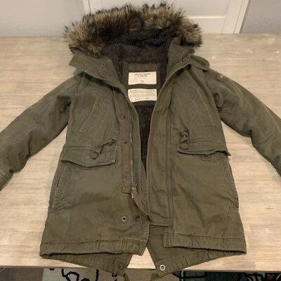 Parka militar rara Abercrombie & Fitch forrada de sherpa para mujer talla XS 14-A-1892-2 Foto 1 de 4