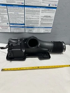 For 2019-2025 Silverado Sierra 1500 5.3 Engine Air Intake Outlet Duct OEM - Picture 1 of 7