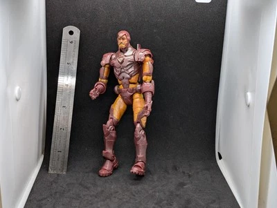 Iron Man Modern Armor Marvel Legends Toybiz Series 8 Tony Stark Figure - Image 1 of 2