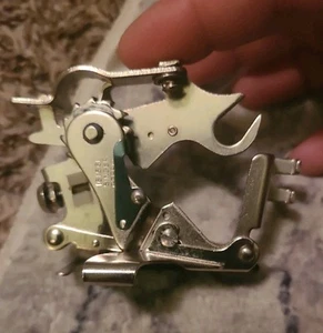 Singer Ruffler Foot Attachment For High Shank Sewing Machine #161561 - Picture 1 of 8