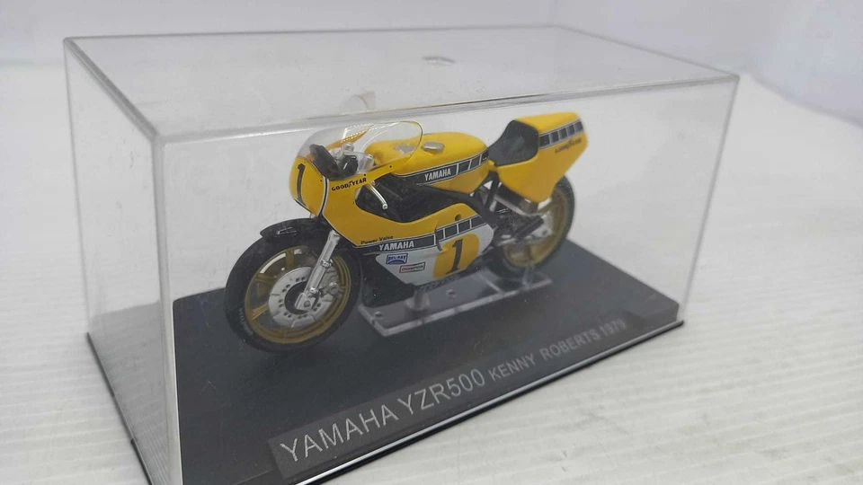EDIM540 Yamaha YZR500 Kenny Roberts 1979 1/24, teca con qualche segno, no box - Immagine 1 di 1