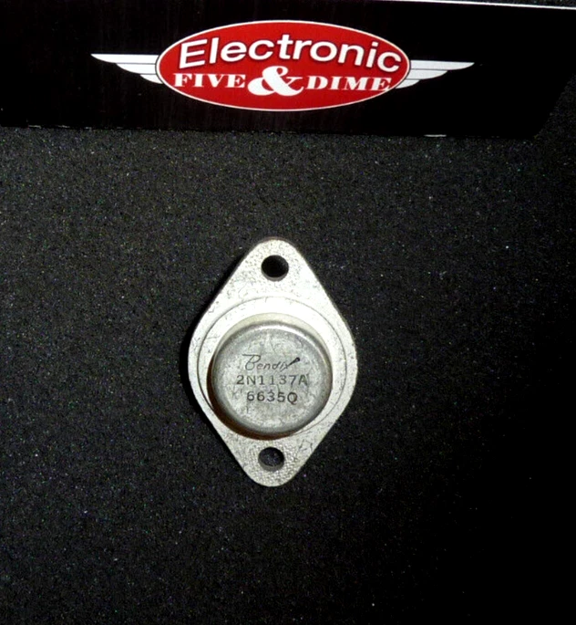 2N1137A BENDIX PNP Transistor Audio Frequency Power Amplifier - Image 1 of 1
