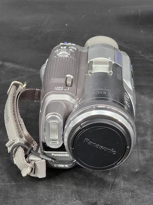 Panasonic PV-GS250 3CCD MiniDV Camcorder (Camera Only) - Image 1 of 4