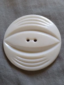 Vintage Similar To Colt White Plastic Button. - Picture 1 of 11