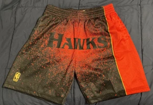 Mitchell & Ness NBA Re-Take Gradient Size XL 1996 Atlanta Hawks Swingman Shorts - Picture 1 of 4