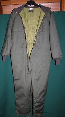 NEW w/no TAG men's Browning XL / Reg. insulated hunting bib overalls dark olive - Image 1 of 4