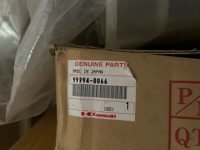 NUEVO OEM 06-15 Kawasaki VN900 Vulcan Classic LT Respaldo y Rieles Kit 99994-0066 Foto 1 de 2