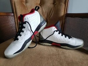 Tenis de baloncesto Nike Air Jordan Velocity BG 693361 160 de caña alta talla 6,5 años EE. UU. - Imagen 1 de 5