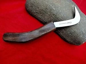 8" Heavy Duty Farrier Hoof Pick Wooden Handle Cleaning Tools Quality Steel - Picture 1 of 12