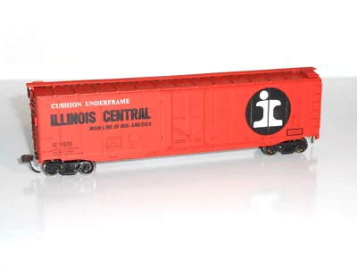 Athearn Illinois Central 50' Boxcar. Good cond. Metal Wheels/kadee. HO. No Box. - Image 1 of 4