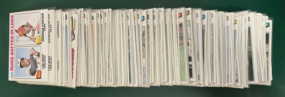 1977 Topps Baseball SET BREAK singles - stars, commons, rookies, HOFers, #1-220 - Image 1 of 1