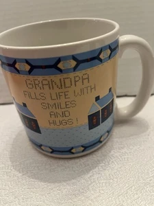 Taza abuelo "ABUELO LLENA LA VIDA CON SONRISAS Y ABRAZOS" taza de la colección Designs - Imagen 1 de 3