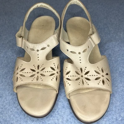 SAS Sunburst Comfort Leather Sandals Beige Size 9.5 W Women's Hook & Loop - Image 1 of 4