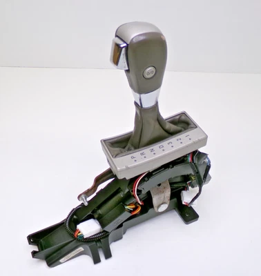 Lincoln Aviator Automatic Gear Shift Shifter Assembly  03-05 - Image 1 of 4