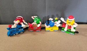 Lindo TREN DE VACACIONES CARAMELO Navidad M&M's 4 piezas Verde AZUL Amarillo - Imagen 1 de 3