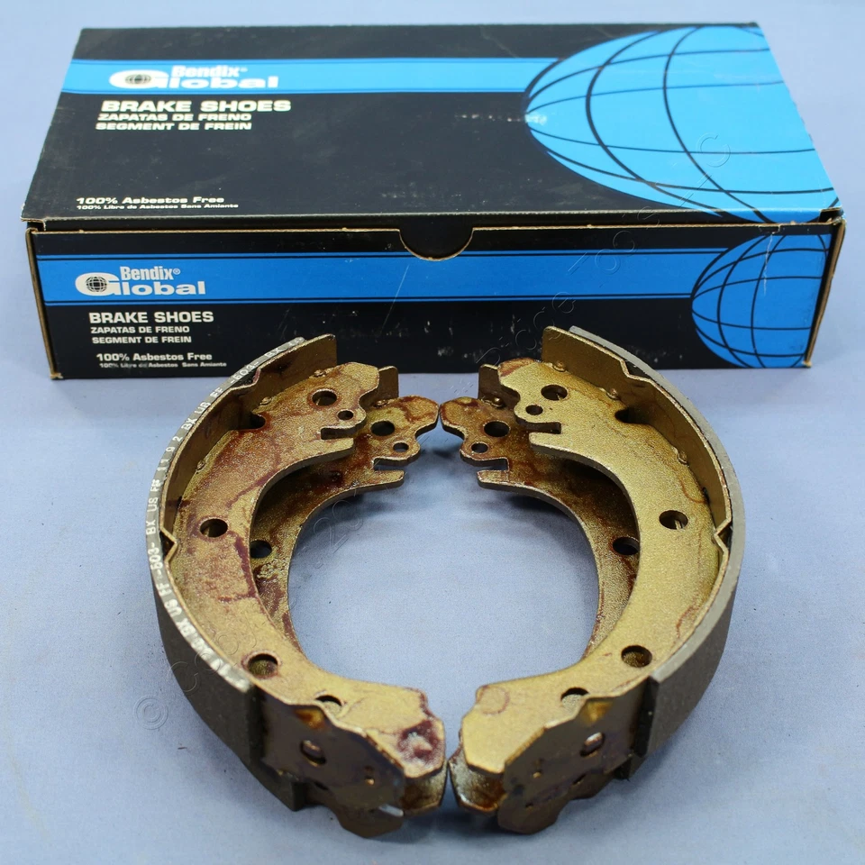 Комплект задних тормозных колодок Bendix RS637 с повторной подкладкой для 91-02 Saturn SL 93-01 SW2 93-02 SC1 - Изображение 1 из 4