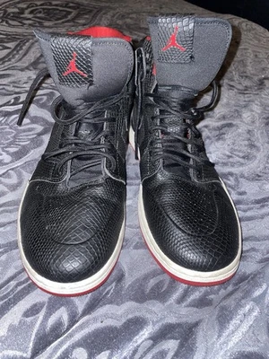 Jordan 1 Retro Nuevo Piel de Serpiente US 10.5 Hombre Foto 1 de 4