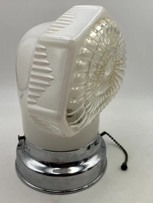 Aplique de Pared Vintage Luz Base Cromada, Pantalla de Vidrio Enchufe Tirador Cadena Foto 1 de 4