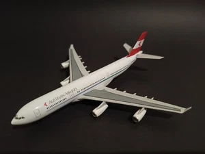 Austrian Airlines Airbus A340-212 (OE-LAG) Dragon Wings 1:400 - Picture 1 of 1