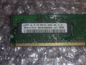 Memoria para PC Samsung M378T2863RZS-CF7 1 GB 1RX8 PC2-6400U 800 MHZ - Imagen 1 de 1