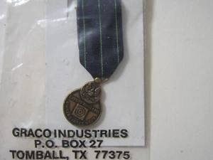 USN EXPERT RIFLEMAN  MEDAL MINI SIZE BY GRACO INDUSTRIES NIP :KY23-11 - Picture 1 of 1