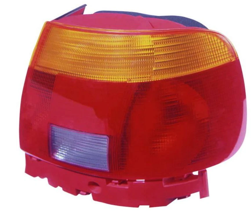 LAMPE FEU ARRIERE DROITE POUR AUDI A4 B5 BERLINE (11.1994-12.1998) P21/5W/P21W - Photo 1/1