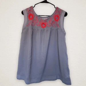 Liz Lange Sleeveless Embroidered Maternity Blouse Small - Picture 1 of 6