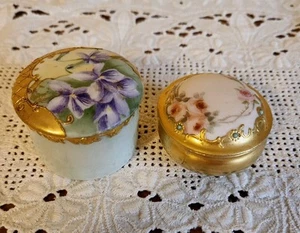 2 Vintage Porcelain Handpainted Small Trinket Boxes - Picture 1 of 6