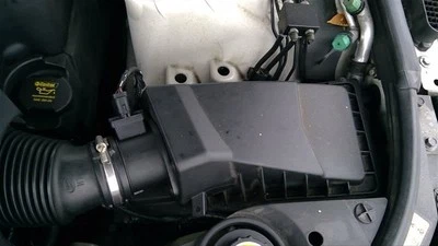 Limpiador de aire izquierdo conductor gasolina 3,0 L compatible con Range Rover 15-19 639934 Foto 1 de 4