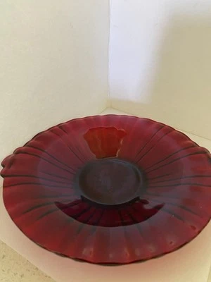 Anchor Hocking OLD CAFE ROYAL RUBY Pattern 8" Tab Handled dish - Image 1 of 4