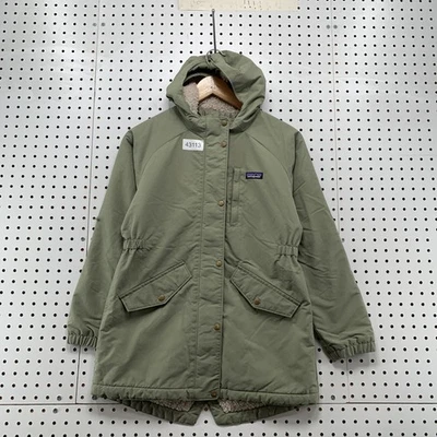 Patagonia Isthmus Parka Jacket Youth Girls XL size 14 Green Hooded Sherpa Lined - Image 1 of 4