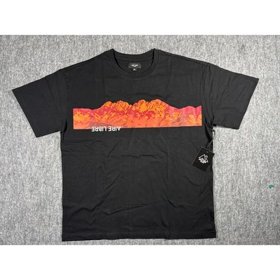 Camiseta masculina manga curta Aire Libre Avenue preta vermelha montanhas tamanho P nova com etiquetas - Imagem 1 de 4