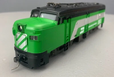 HO Model Power 854 FA 2 Burlington Northern #853 Unpowered W/KD's HO5010 - Image 1 of 4