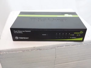 TRENDnet TE 100-850G 5-Port Fast Ethernet Switch Only, no power cord Very nice! - Picture 1 of 4