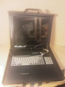 CONSOLE STARTECH 1U MONTÉE EN RACK UNICOM 17, ÉCRAN + CLAVIER + TOUCHES - Photo 1/10