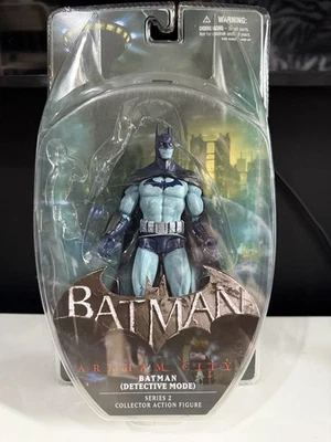 DC Direct - BATMAN ARKHAM CITY - BATMAN 7" Action Figure Detective Mode - Image 1 of 2