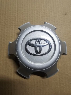 (1) Tapa central de repuesto Toyota Tacoma 17" 2005-2015 nueva Foto 1 de 4