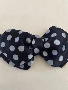 Italo Ferretti Navy/ Lt Blue Bow Tie 100% Silk Made in Italy - Picture 1 of 14