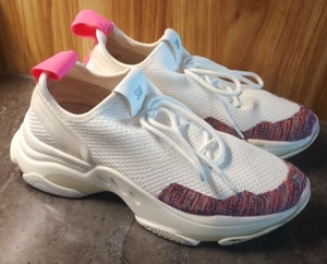 Steve Madden Shelbie Knitted Sneakers White Pink Red Women's Size 7.5 - Picture 1 of 7