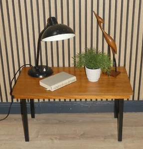 Mesa auxiliar años 60 simple nogal tubo de acero negro mid century vintage - Imagen 1 de 8