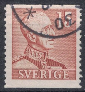 SWEDEN:1942 SC#302A Used King Gustaf V T - Picture 1 of 2